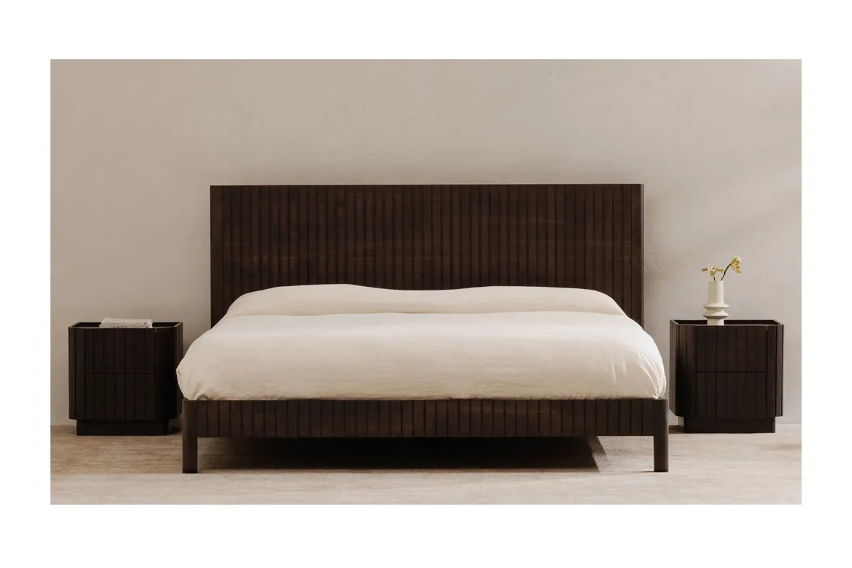 Premium Quality Natoma Wooden Platform Bed for Optimal Comfort